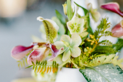 16-green-hellebore-lady-slipper-arrangement