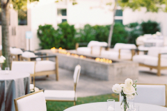 21-contemporary-wedding-outdoor-cocktail-reception