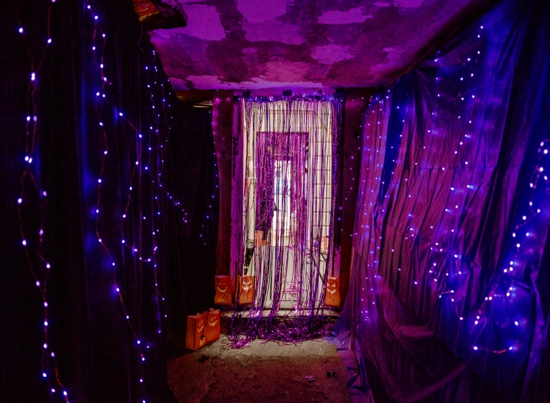 20-Purple-Lights-Halloween-Party