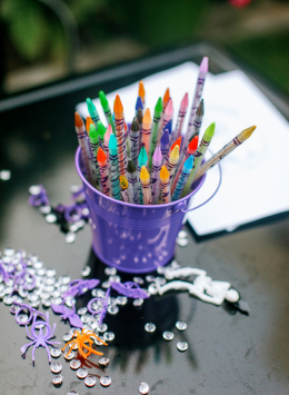 12-Halloween-Party-Kids-craft-table