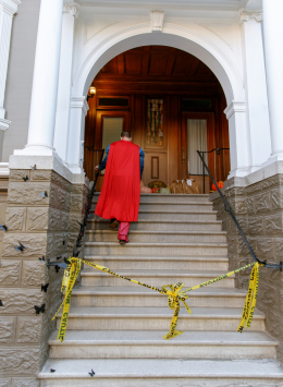 4-superman-party-entrance