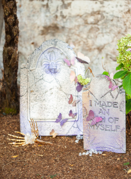 6-halloween-decorations-purple-gold-butterflies